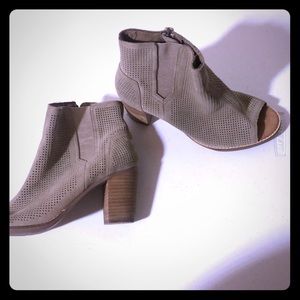 Toms booties